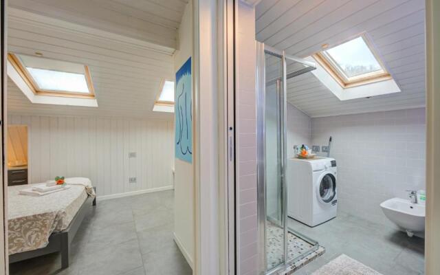 White Paradise Rooftop Stunning Lake View