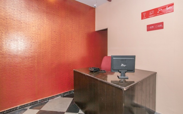 OYO 14430 Sunshine Grand
