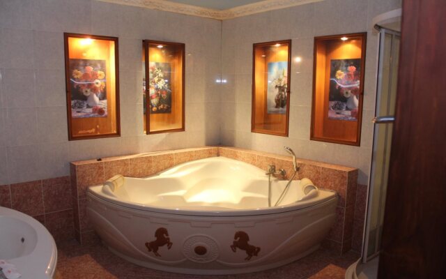 Hotel Pramesthi Solo