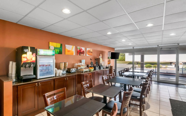 Quality Inn Waterbury East