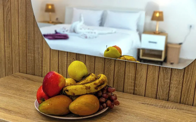 Number One Pyramids Hotel