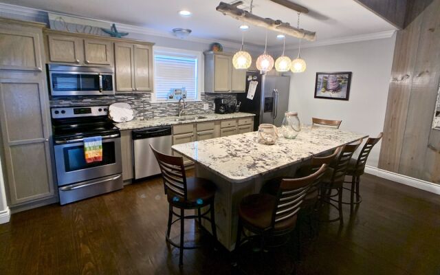 Lt. Dan 3 Bedroom Home by RedAwning