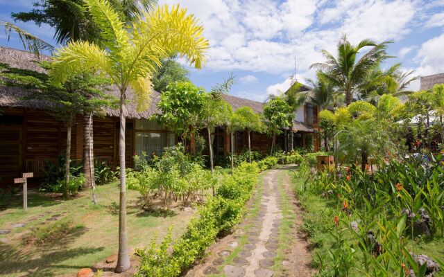 Phu Quoc Dragon Resort & Spa