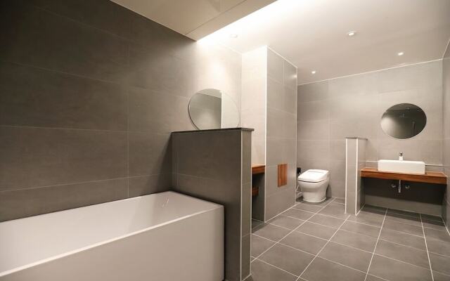 Dongdaegu Station Eastern Hotel