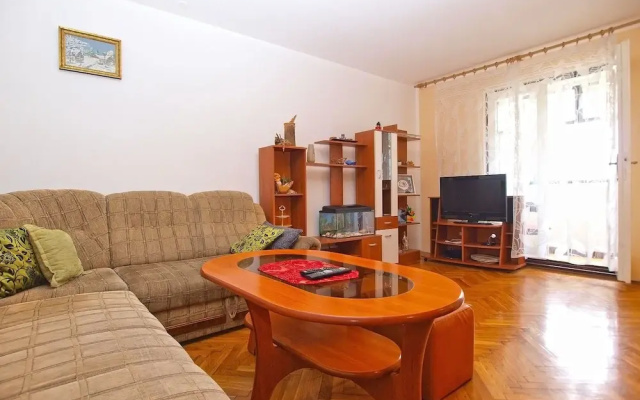 Apartment 1475