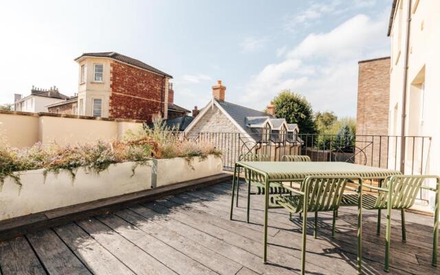 Redland Suites - Apartment 3