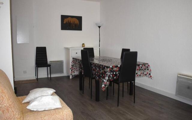 Appartement Font-Romeu-Odeillo-Via, 2 pièces, 5 personnes - FR-1-580-49