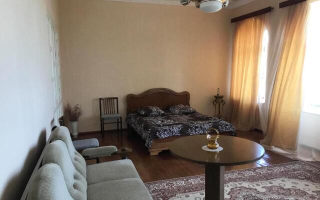 Family Hotel In Nukriani , 2km from Sighnaghi