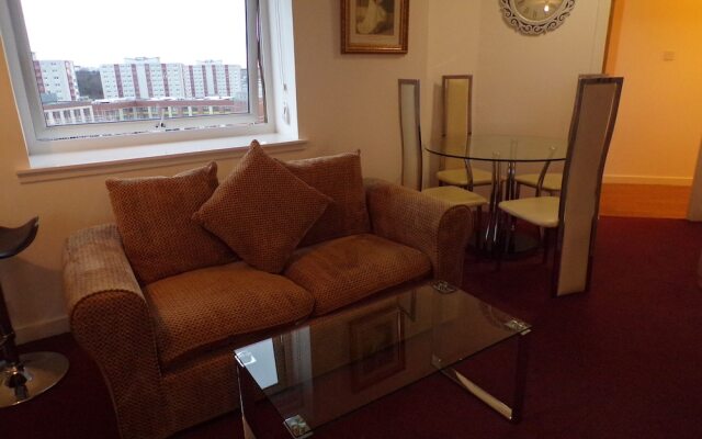 Studio Penthouse - City Centre Suites