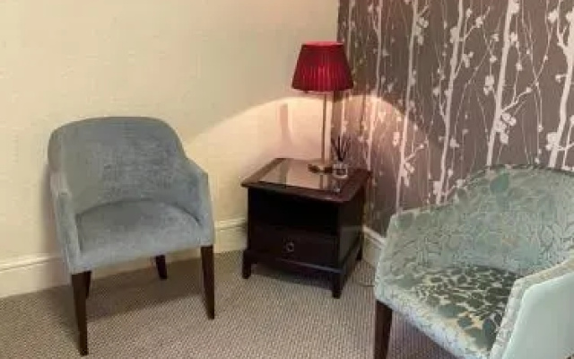 The Kingswood Guest House - Adult Only