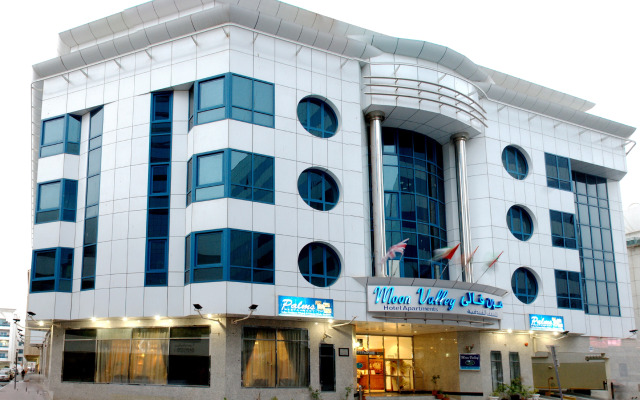 Moon Valley Hotel Apartment