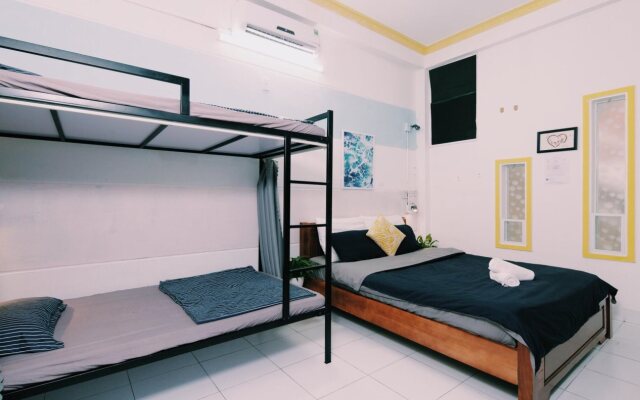 Sky Harbour Hostel Da Nang