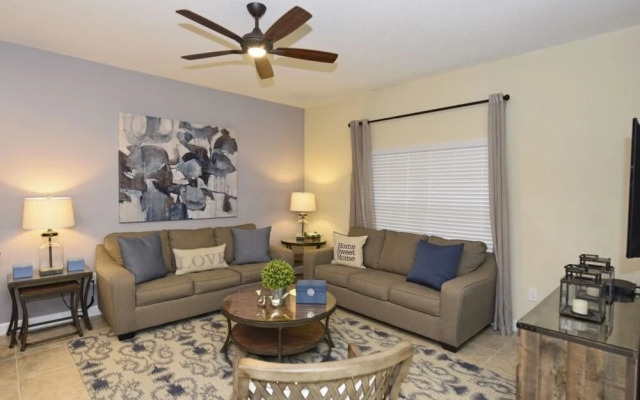 4872 Storey Lake Townhome 4 Bedroom by Florida Star