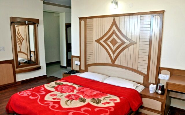 10692 Hotel Shubham