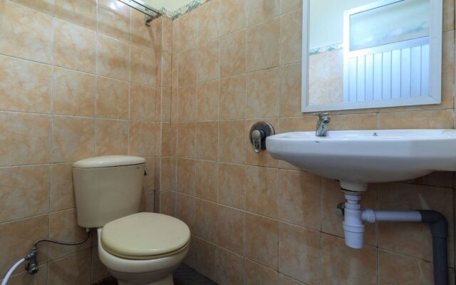 OYO 2814 Debitos Hotel