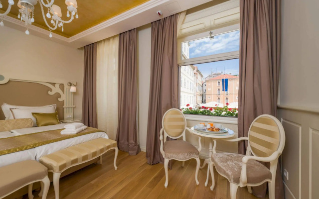 Piazza Heritage Hotel