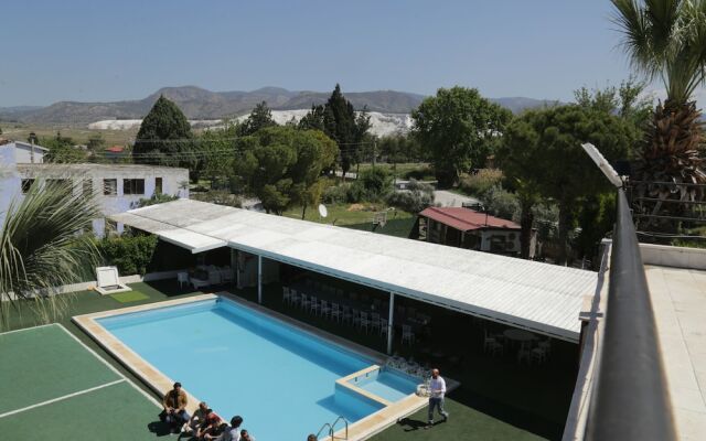 Pamukkale Apollon Garden