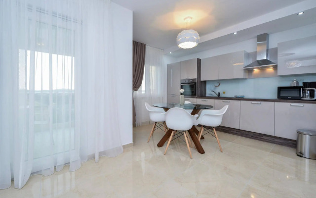 Luxury Apartments Villa Arta