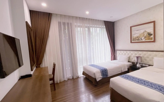 New Century Hotel Cau Giay