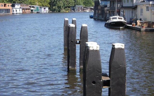 Bed & Breakfast Houseboat Gezina