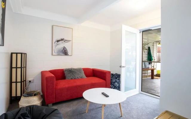 Sunfish - Pet Friendly - 4 Mins Walk to Beach