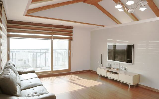 Pyosun Haevichi Pension