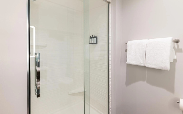 avid hotel Summerville by IHG