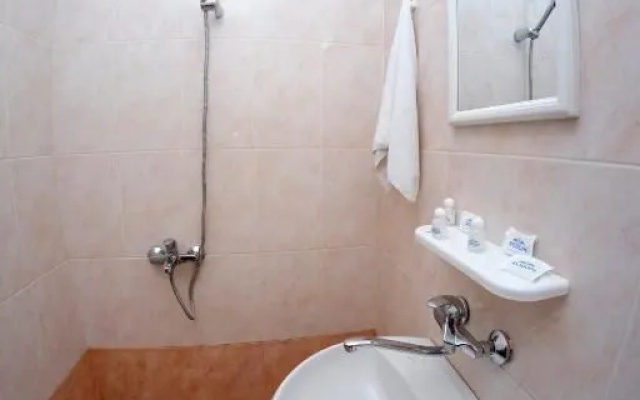 Rodopi Hotel