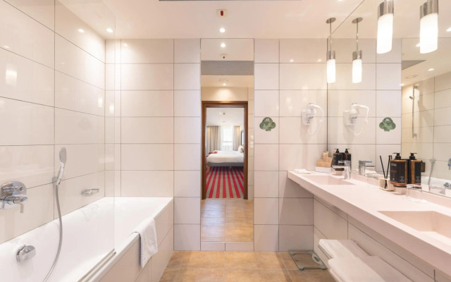 Mercure Warszawa Grand