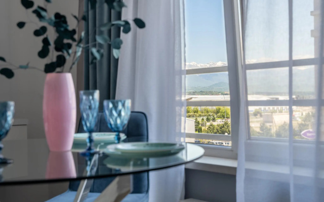 Sea Side Premium (Si Sajd Premium) na ulice 65 let Pobedy 65/1