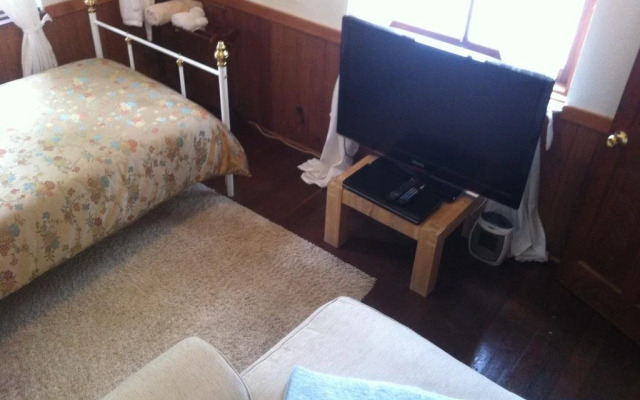 Celestial Dew Guest House, Day Spa, Retreat