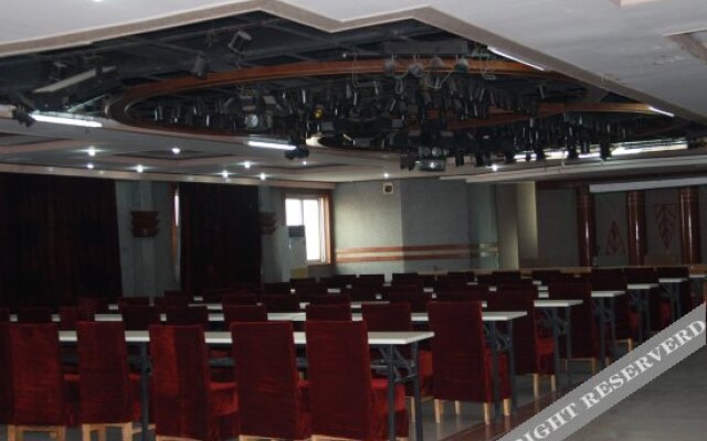 Yijia 365 Chain Hotel (Kaifeng Kaihua)