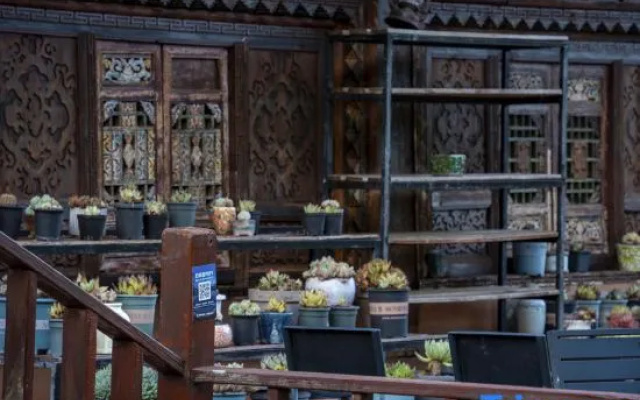 Panghu Fusheng Inn – Outside – Danba