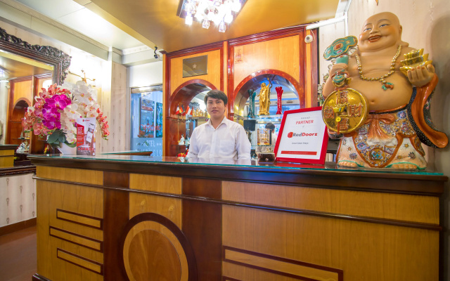 Tan Hoang Long Hotel District 5