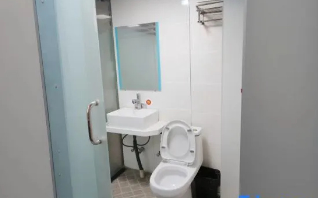 Echeng District Huahu City Apartment (Yingbin Avenue Huangshi Expressway Toll Station Store) – Bathroom – Huangshi