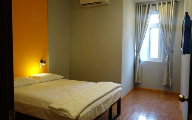 Funtastic Beach Hostel