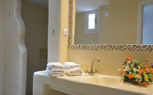 Pantheon Hotel