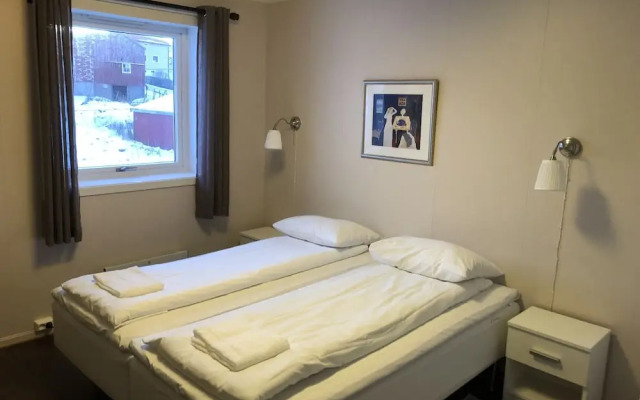 Midnattsol rom og hytter