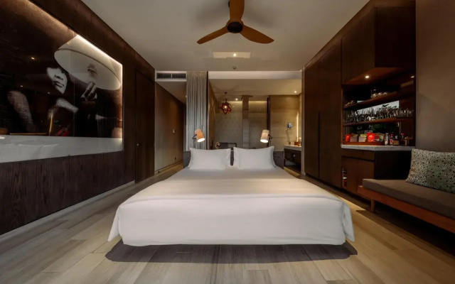 Hotel Komune and Beach Club Bali