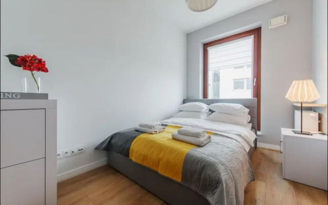 P&O Apartments Solec 13 with AC