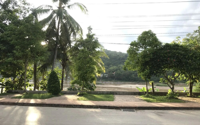 Thip Villa Mekong Riverside