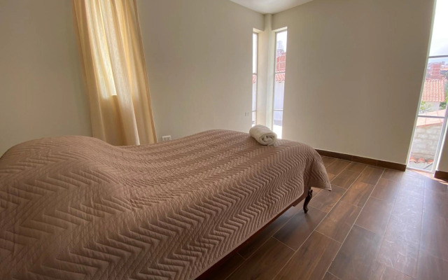 Agradable departamento con estacionamiento gratis