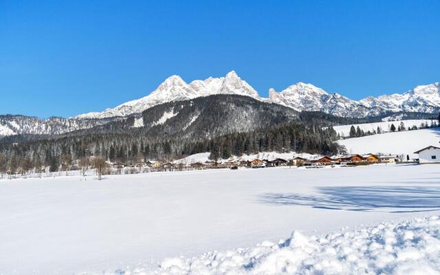 Elegant Apartment in Saalfelden With Balcony