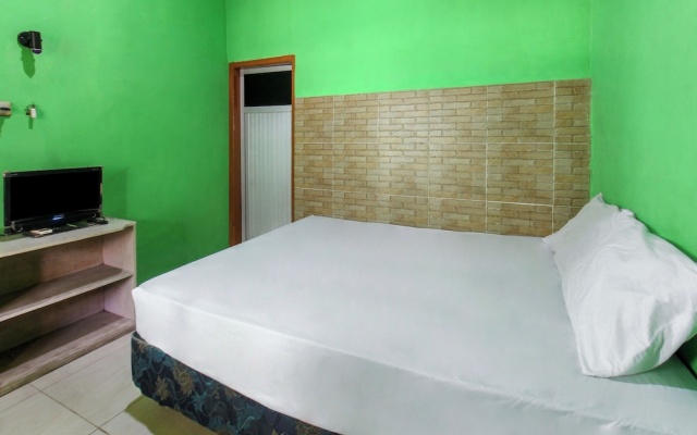 Hotel O Jayanni – Guest Rooms – Sumbawa Besar