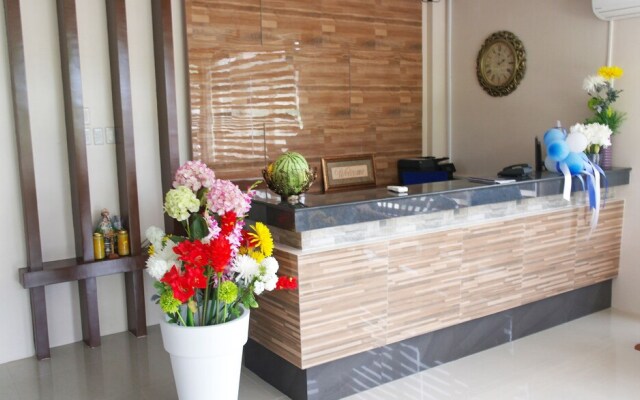 Sea Breeze Hotel