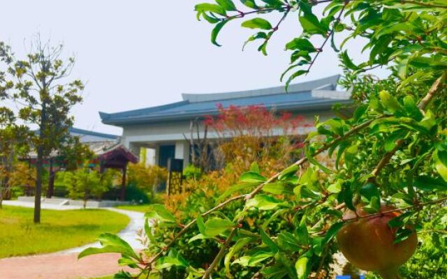 Xiaolangdi Zhongzhou International Hotel