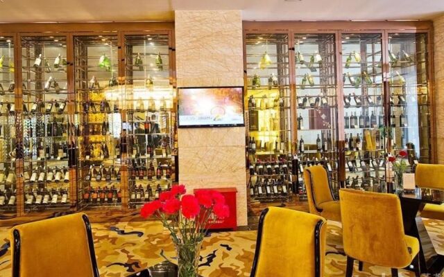 Yichang Golden Lion Hotel