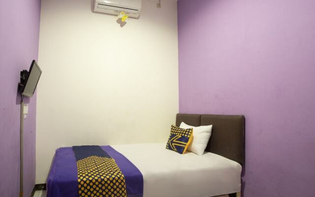 SPOT ON 1795 Ungu Residence Syariah