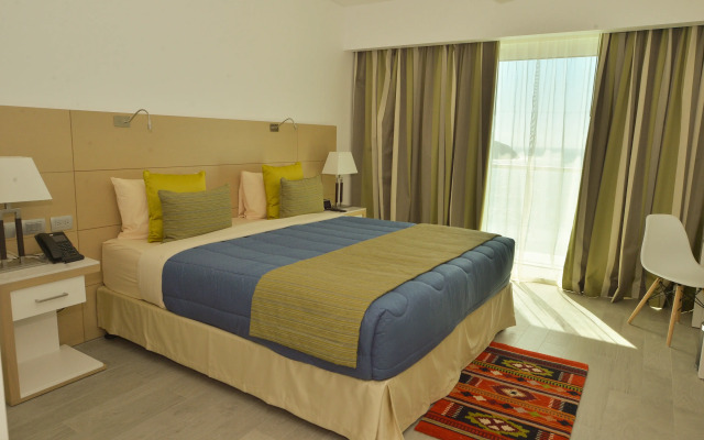 DoubleTree by Hilton Mazatlan