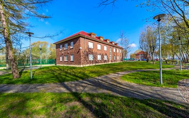 Centrum Żeglarskie Domki Kempingowe